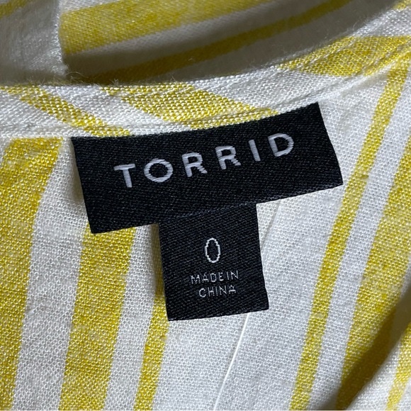 Torrid 0 Linen Cross Back Cropped Tank in ember stripe - Picture 7 of 11